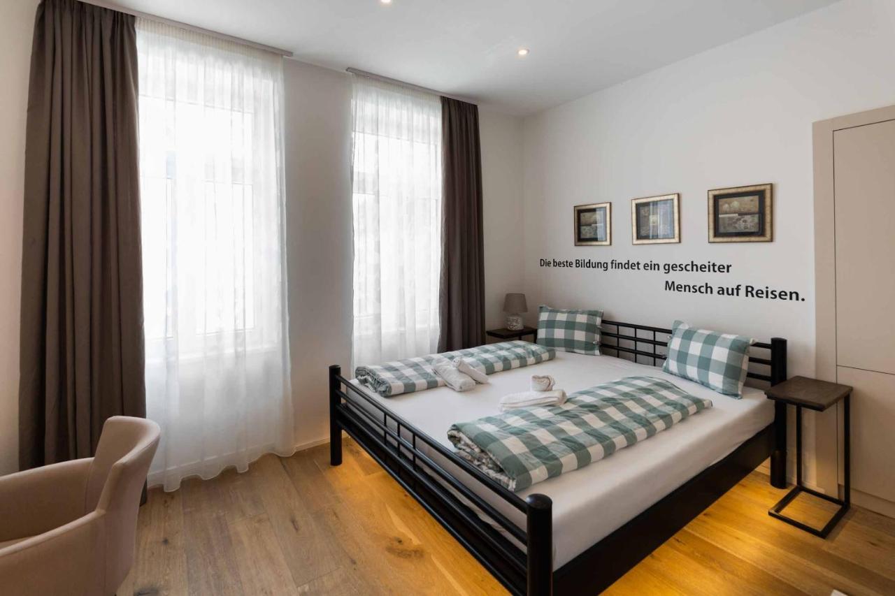 Triangle Apartments Giesshubl Екстер'єр фото