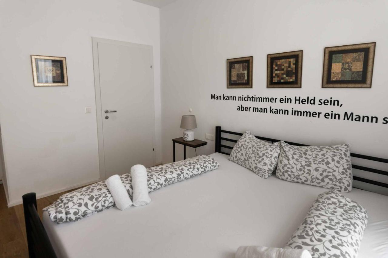 Triangle Apartments Giesshubl Екстер'єр фото