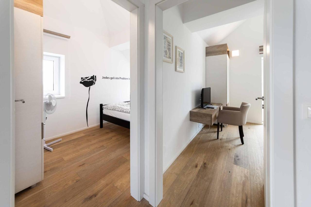 Triangle Apartments Giesshubl Екстер'єр фото
