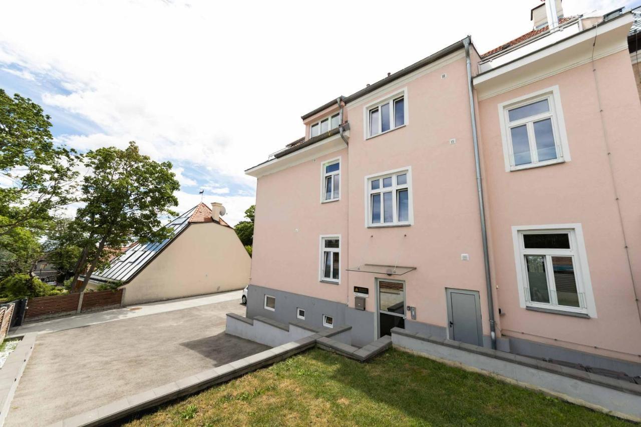 Triangle Apartments Giesshubl Екстер'єр фото