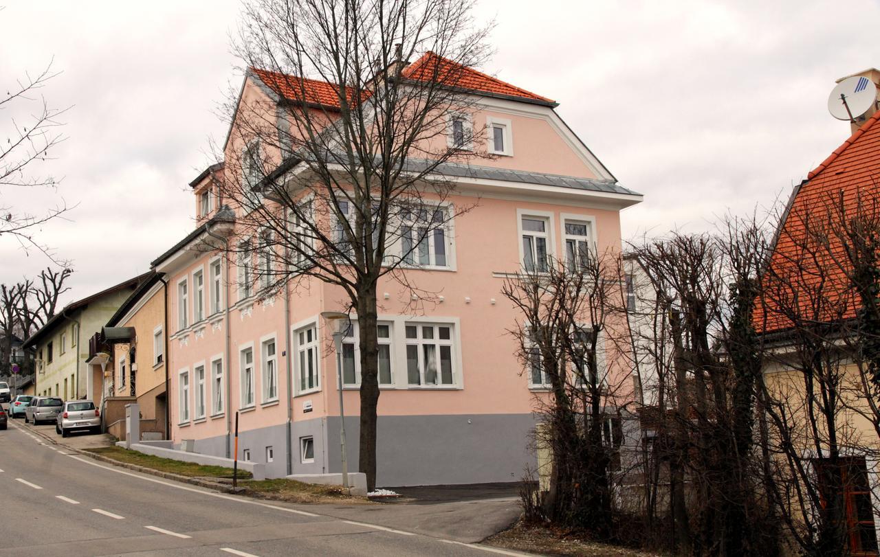 Triangle Apartments Giesshubl Екстер'єр фото